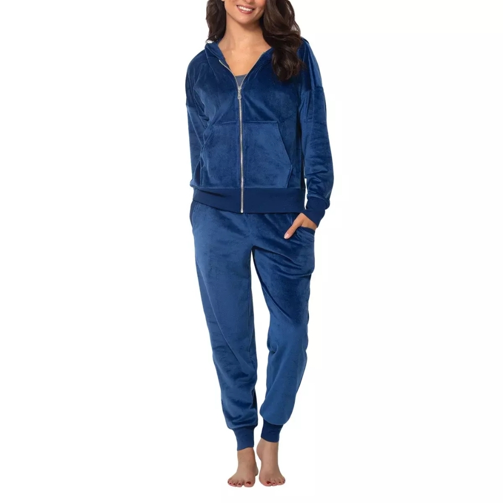 Felina Ladies' 2-piece Velour Set